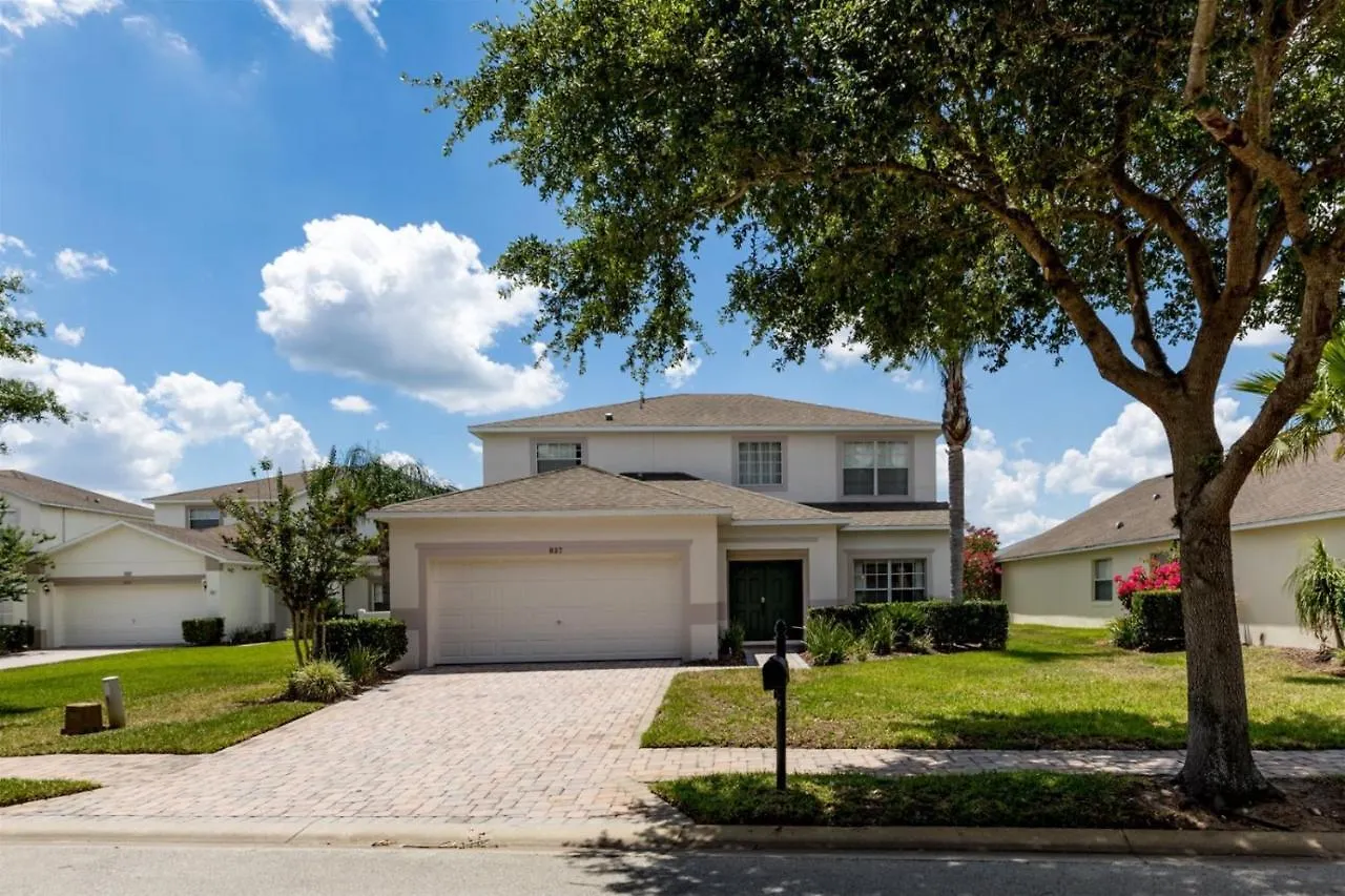 Executive 5 Bedroom Villa, Large Private Pool And Fantastic Conservation Views Davenport