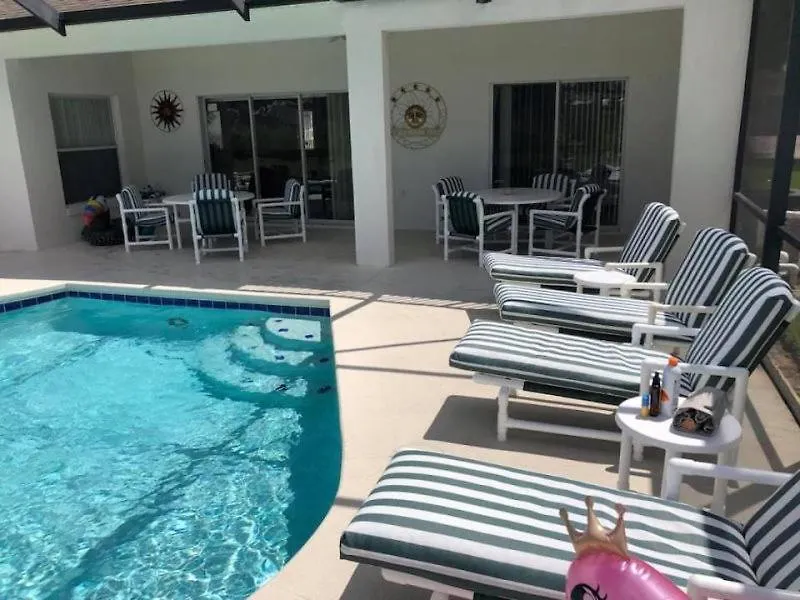 Executive 5 Bedroom Villa, Large Private Pool And Fantastic Conservation Views Davenport Holiday home